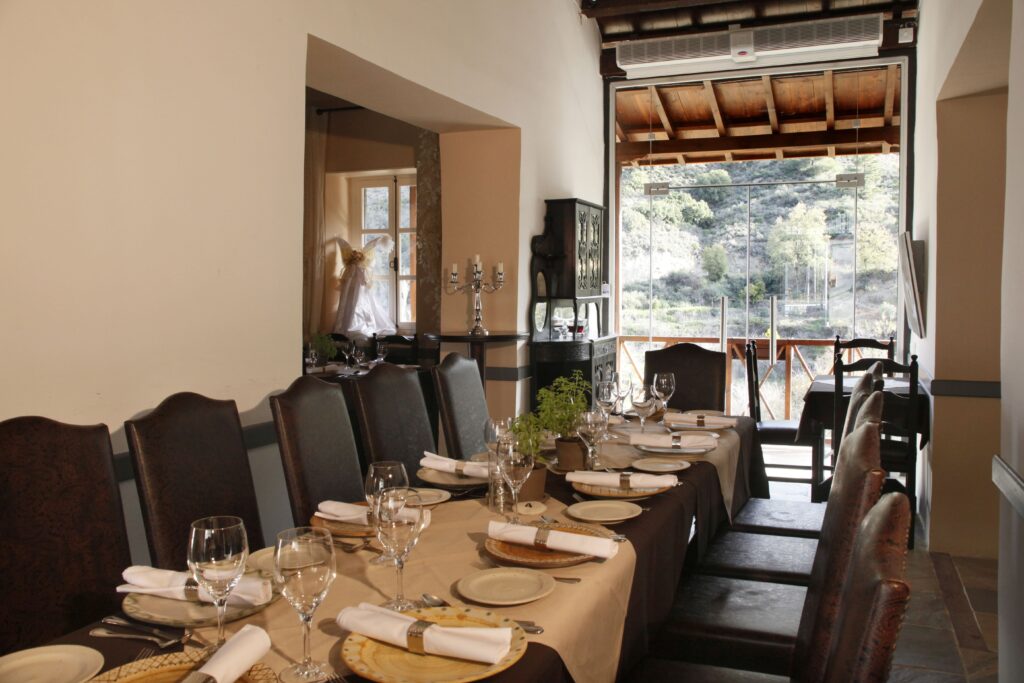 saabianco-renovation-hospitality-restaurant-kalopanagiotis (7)