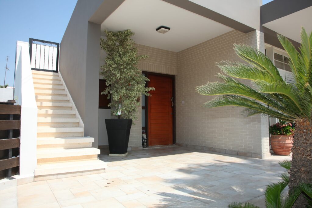 sabbianco-renovation-houses-laki-kalou (3)