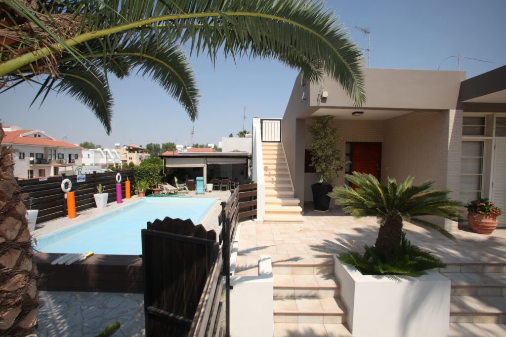 sabbianco-renovation-houses-laki-kalou (5)