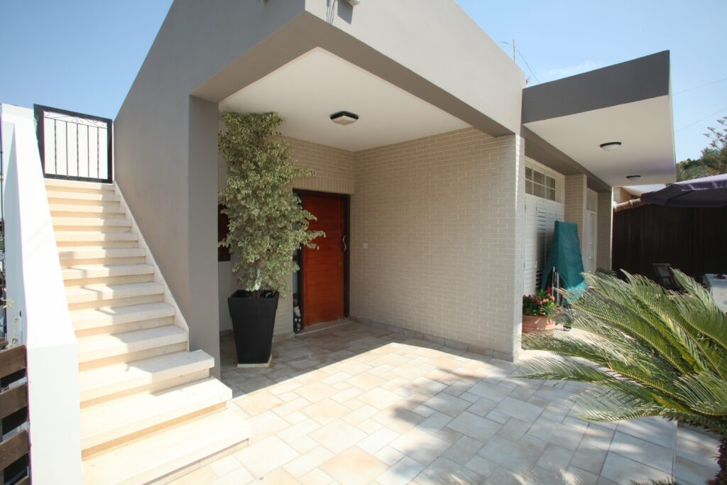 sabbianco-renovation-houses-laki-kalou (7)