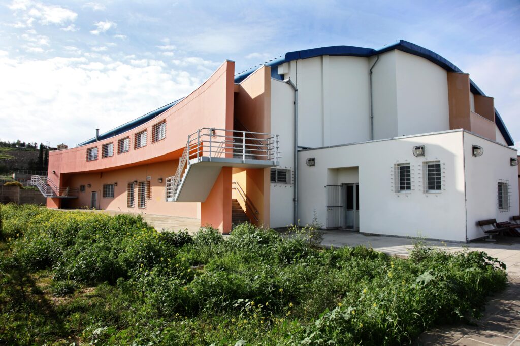 sabbianco-renovation-schools (7)-min